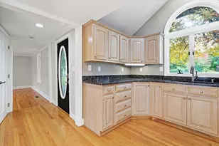 185 Miller St, Ludlow, MA 01056 - Photo 5