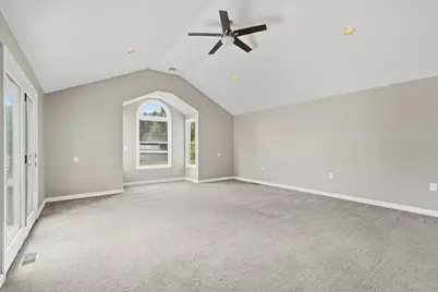 185 Miller St, Ludlow, MA 01056 - Photo 25