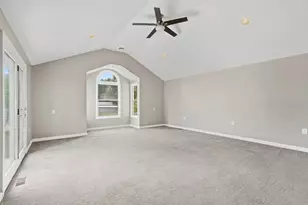 185 Miller St, Ludlow, MA 01056 - Photo 25