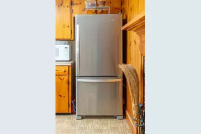 90 N Main Street, Deerfield, MA 01373 - Photo 19