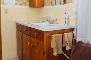 90 N Main St, Deerfield, MA 01373 - Photo 31