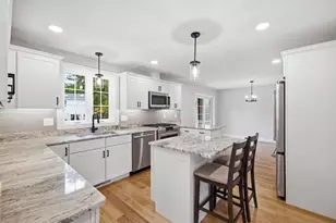 11 Hutchins Cir, Lynnfield, MA 01940 - Photo 15