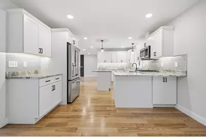 11 Hutchins Circle, Lynnfield, MA 01940 - Photo 11