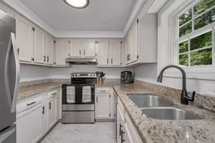 34 Lowell Rd, Pepperell, MA 01463 - Photo 5