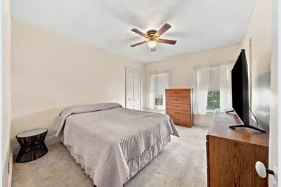 15 Otis St, Lowell, MA 01852 - Photo 9