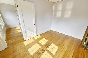 19 Rowe St, Newton, MA 02466 - Photo 5