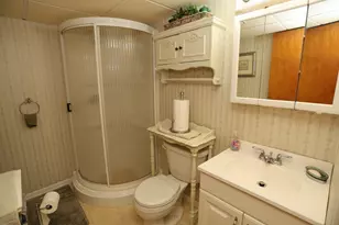 106 N Brook Rd, Springfield, MA 01119 - Photo 29