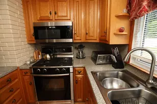 106 N Brook Rd, Springfield, MA 01119 - Photo 13