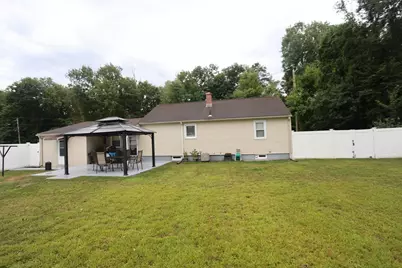 106 N Brook Rd, Springfield, MA 01119 - Photo 35