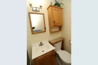 106 N Brook Rd, Springfield, MA 01119 - Photo 11