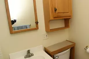 106 N Brook Rd, Springfield, MA 01119 - Photo 11