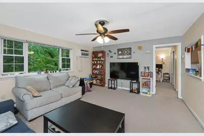 56 Jacqueline Rd #8, Waltham, MA 02452 - Photo 5