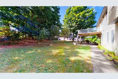 655 South St, Waltham, MA 02453 - Photo 19