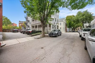 54 Chestnut St #3, Boston, MA 02129 - Photo 27