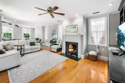54 Chestnut St #3, Boston, MA 02129 - Photo 3