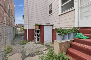 5 Quincy St, Somerville, MA 02143 - Photo 29