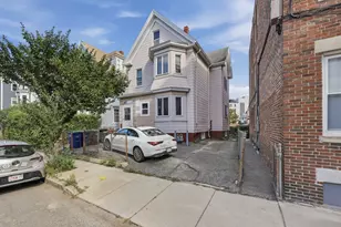 5 Quincy St, Somerville, MA 02143 - Photo 3