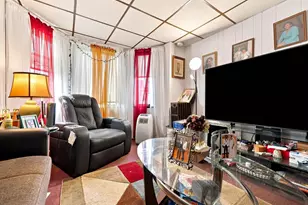 5 Quincy St, Somerville, MA 02143 - Photo 17