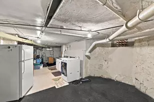36 Hastings St, Boston, MA 02132 - Photo 39