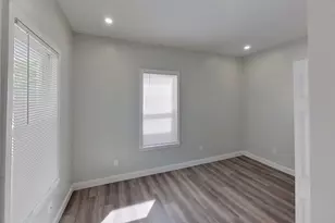 23 Oakwood St, Boston, MA 02124 - Photo 5