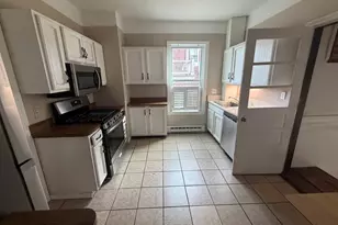 4 Barrett Ave, Boston, MA 02127 - Photo 1
