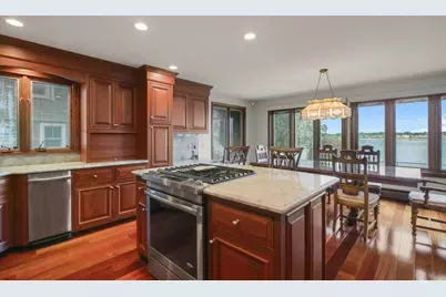 68 Seaview Ave, Swansea, MA 02777 - Photo 7