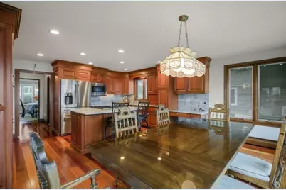 68 Seaview Ave, Swansea, MA 02777 - Photo 9