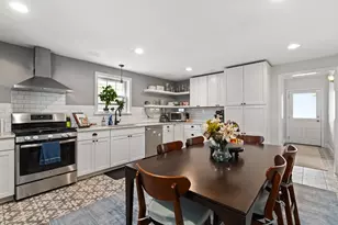 129 Strandway, Winthrop, MA 02152 - Photo 5