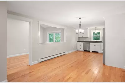 15 Myers St, Uxbridge, MA 01569 - Photo 7