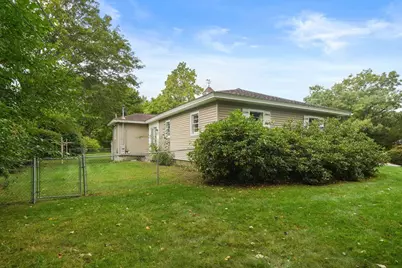 15 Myers St, Uxbridge, MA 01569 - Photo 33