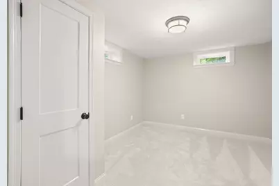 15 Myers St, Uxbridge, MA 01569 - Photo 25