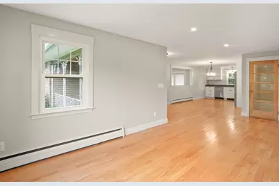 15 Myers St, Uxbridge, MA 01569 - Photo 9