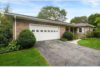 15 Myers St, Uxbridge, MA 01569 - Photo 3