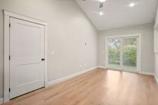 15 Myers St, Uxbridge, MA 01569 - Photo 11