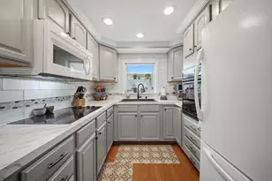 15 Bow, Danvers, MA 01923 - Photo 5