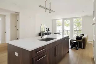 20 Kinmonth Rd, Newton, MA 02468 - Photo 9
