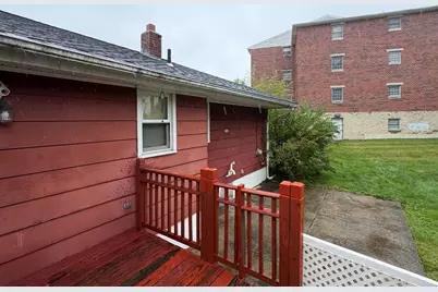 27 Dillon St, Worcester, MA 01604 - Photo 25