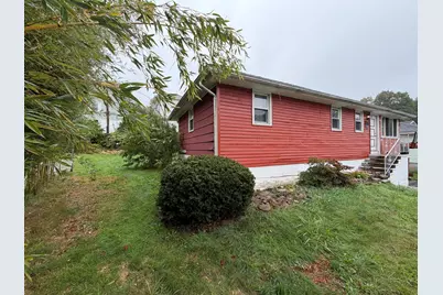 27 Dillon St, Worcester, MA 01604 - Photo 5