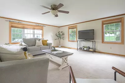 49 Fieldstone Dr, Gardner, MA 01440 - Photo 7