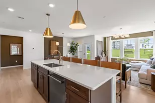 141 E Pt Dr, East Providence, RI 02916 - Photo 7