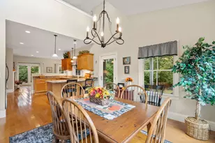 39 Hathaway Pond Cir, Rochester, MA 02770 - Photo 9