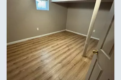 14 Taylor St, Chicopee, MA 01020 - Photo 25
