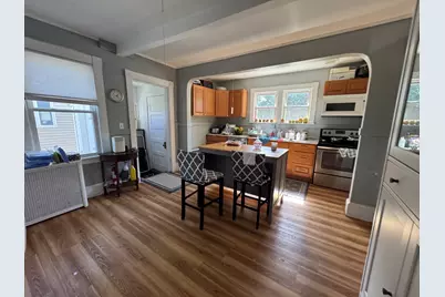 14 Taylor St, Chicopee, MA 01020 - Photo 11