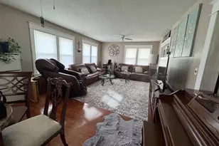14 Taylor St, Chicopee, MA 01020 - Photo 13