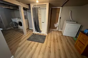 14 Taylor St, Chicopee, MA 01020 - Photo 33