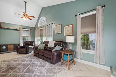 5 Field St, Auburn, MA 01501 - Photo 13