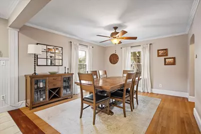 5 Field St, Auburn, MA 01501 - Photo 9