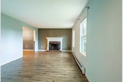25 Bear Hill Rd, Gardner, MA 01440 - Photo 7