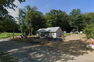 28 Lyric St, Pittsfield, MA 01201 - Photo 7