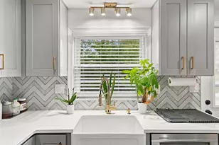 9 Crossman St, Boston, MA 02126 - Photo 15